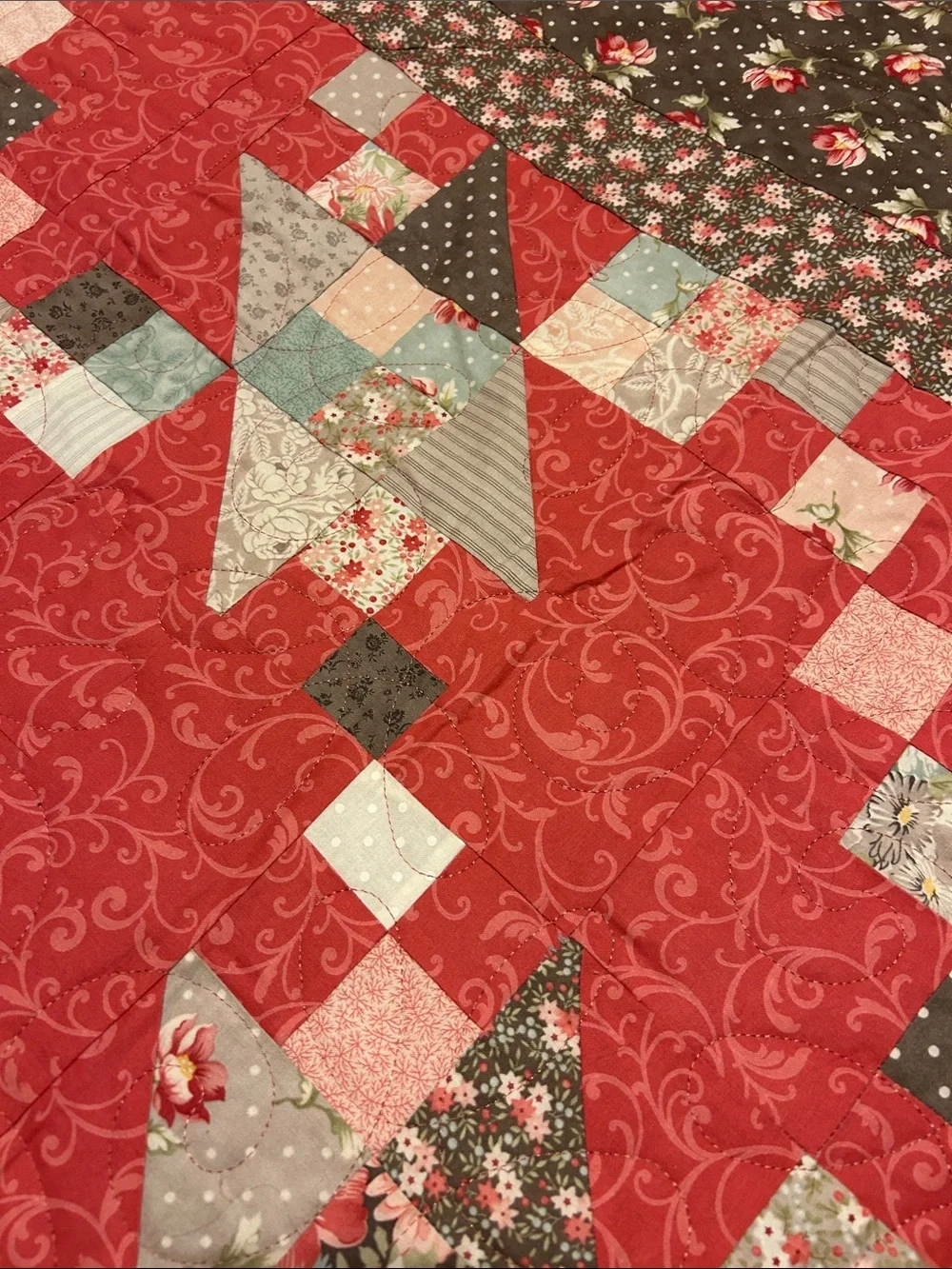 ONE OF A KIND - HANDCRAFTED  Coral and Gray Quilt - Floral